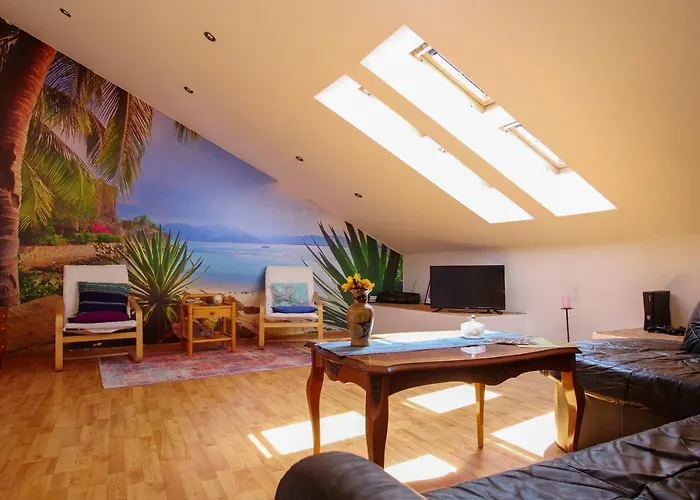 Amu Apartment